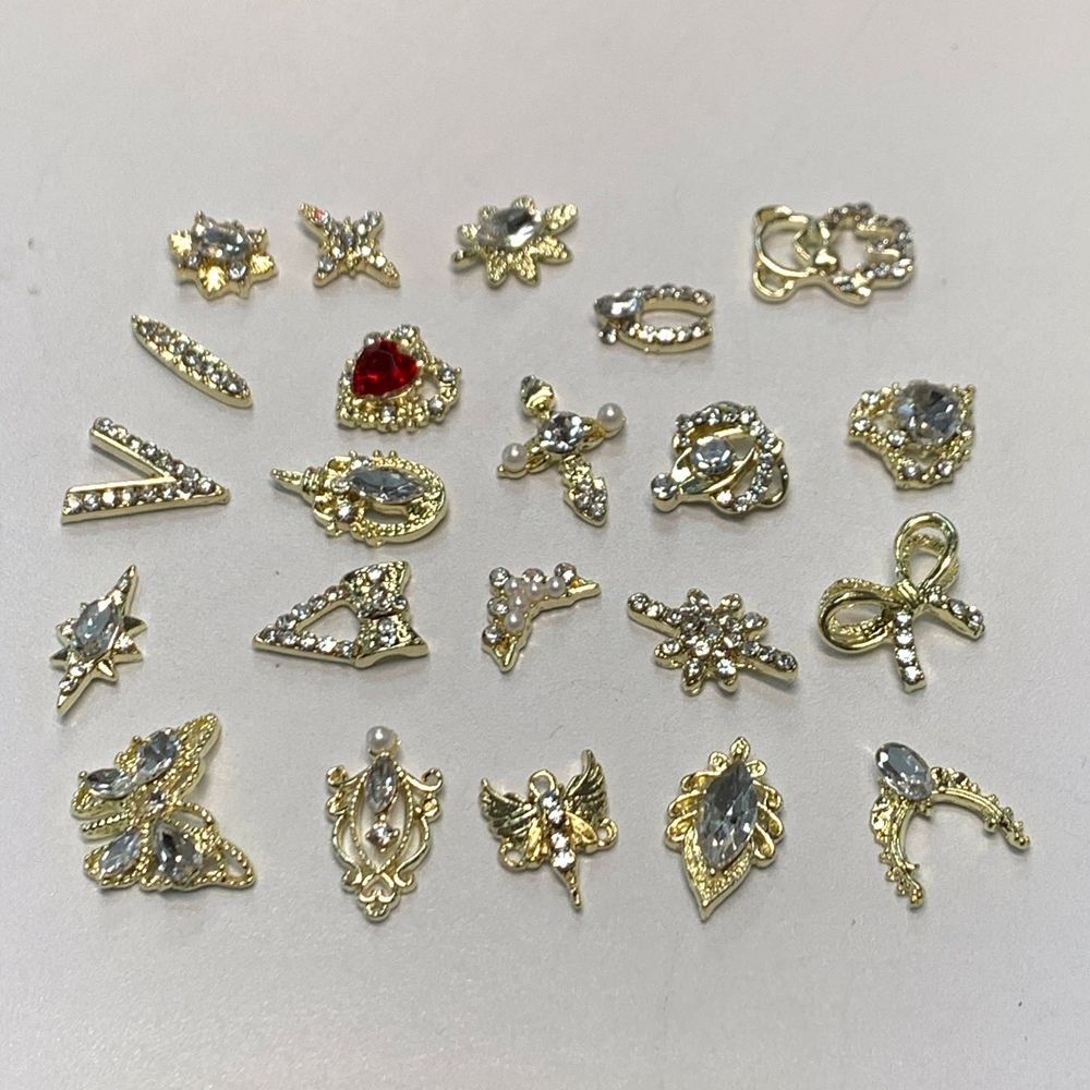 Gold Nail Charms Set — 22 Luxury Pieces for Salon Use