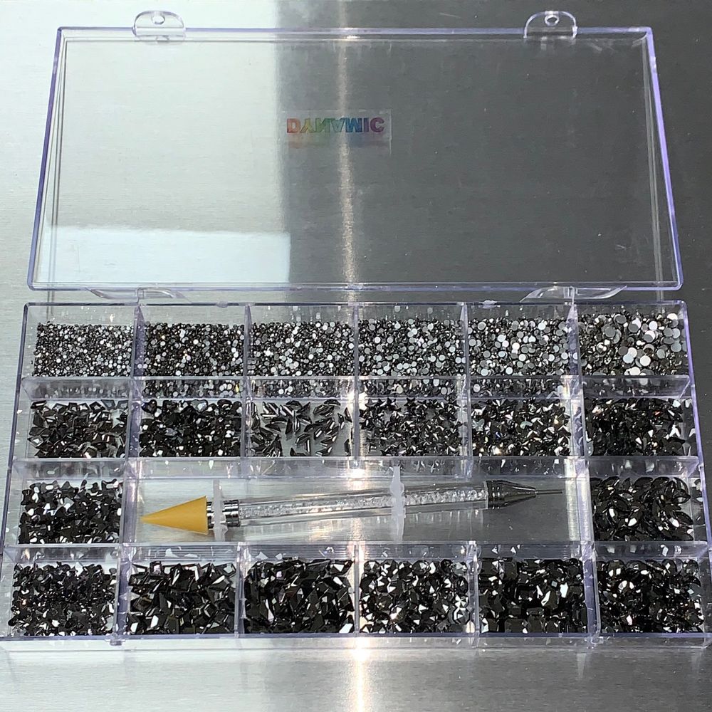 Gun metal nail rhinestones assortment - 7